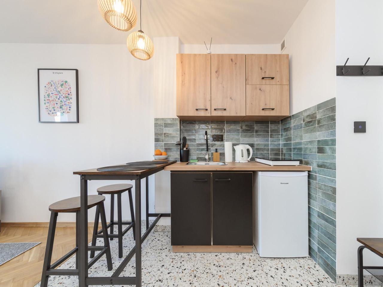 Metro Onz Apartment/Warsaw Central Extérieur photo